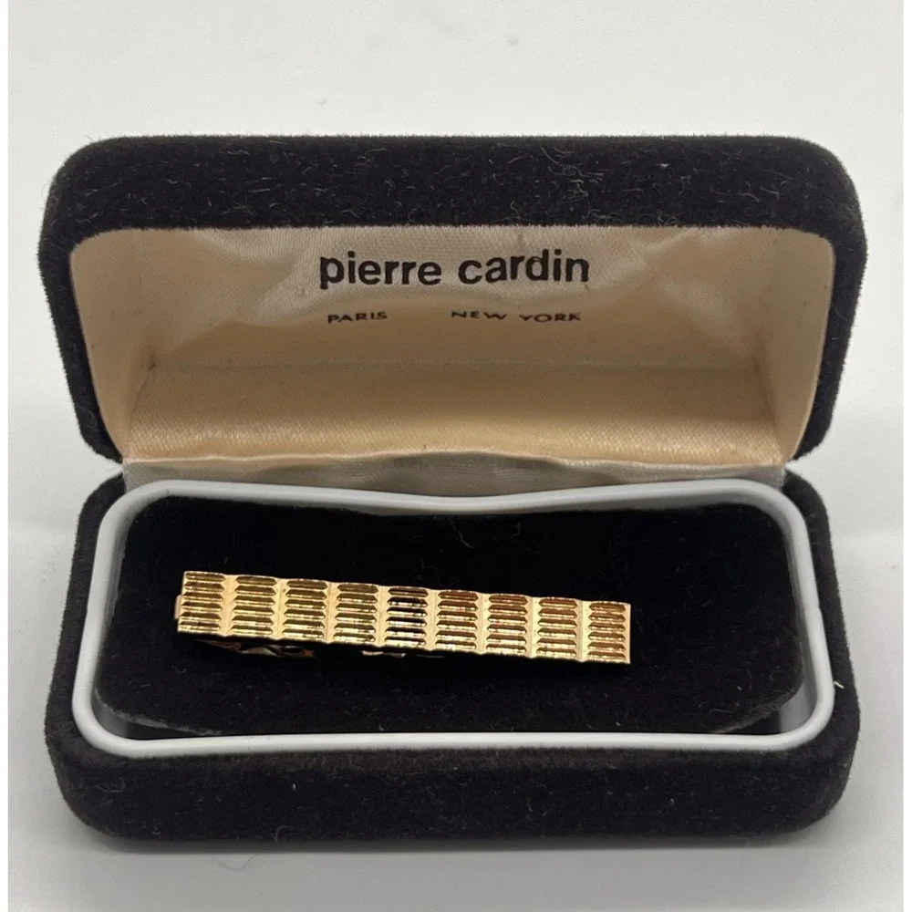 Pierre Cardin vintage pierre